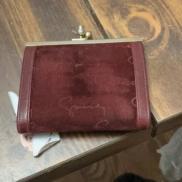 Givenchy Kiss Lock Coin Pouch - GUC - Picture 1 of 4